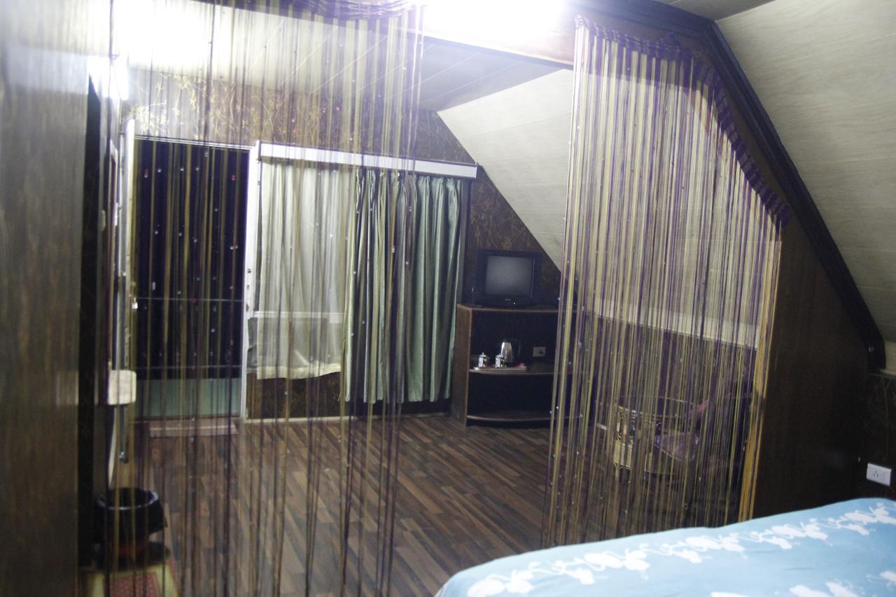 Vamoose Mandarin Village Resort Rinchenpong Luaran gambar